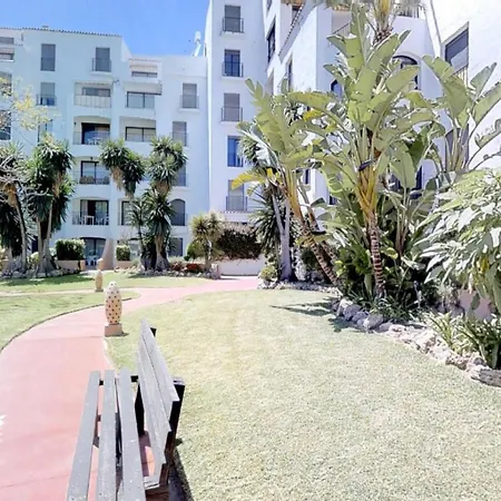 Apartment Jardines Del Puerto En Pleno Centro De Puerto Banus Marbella